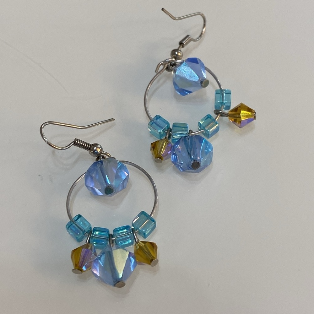 Elegant Blue and Gold Beaded Earrings - Picture 3 of 4